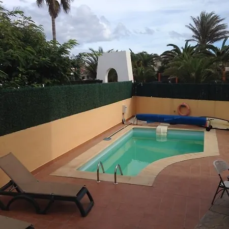 International Surf Camp Only Surf * Corralejo