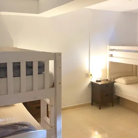 Hostel International Surf Camp Only Surf