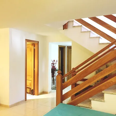 ホステル International Surf Camp Only Surf