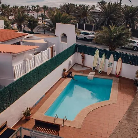 Hostel International Surf Camp Only Surf