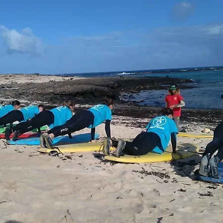 Vandrarhem International Surf Camp Only Surf Corralejo