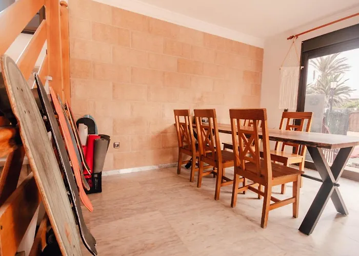 International Surf Camp Only Surf * Corralejo