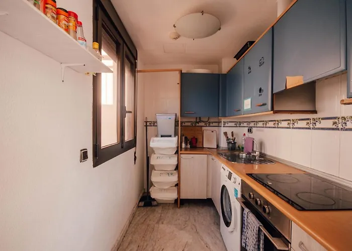 International Surf Camp Only Surf Vandrerhjem