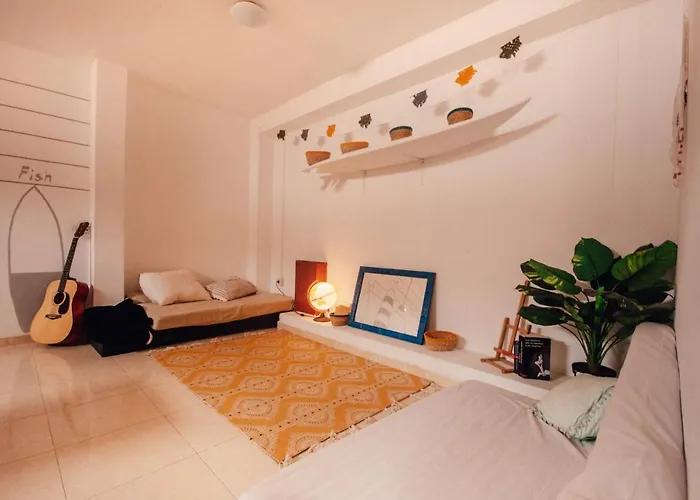 Vandrerhjem International Surf Camp Only Surf