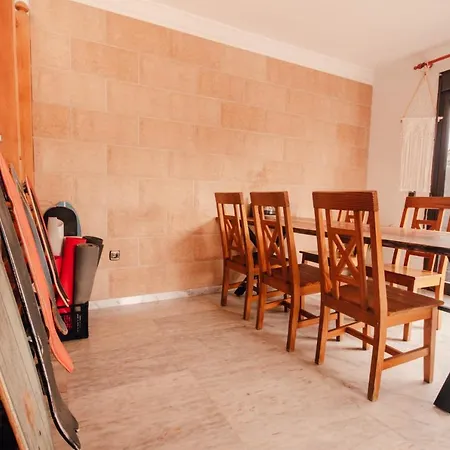 International Surf Camp Only Surf * Corralejo