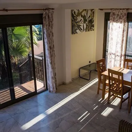 International Surf Camp Only Surf Hostel Corralejo